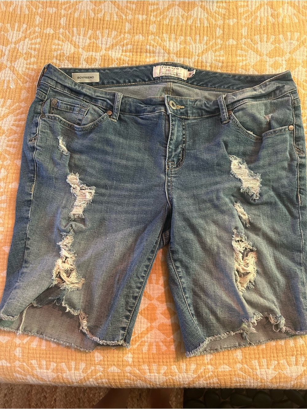 torrid Distressed Boyfriend Jean Shorts - Blue